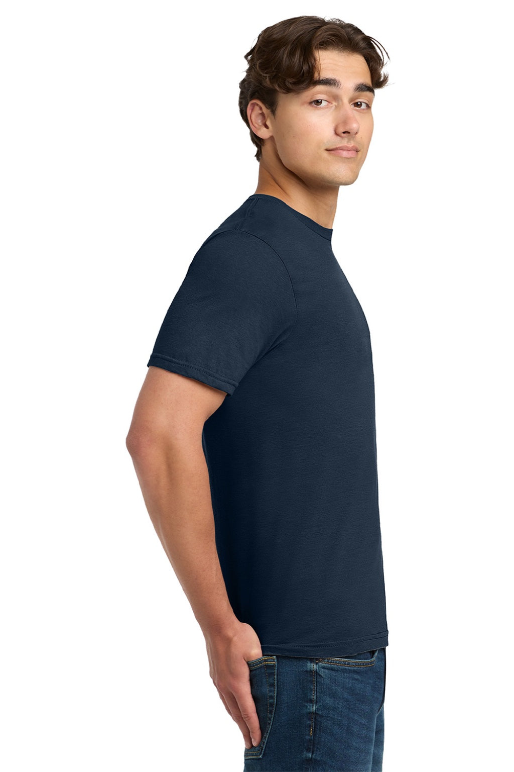 Gildan 64000 Mens Softstyle Short Sleeve Crewneck T-Shirt Navy Blue Model Side