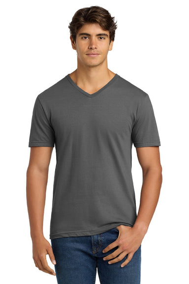 Gildan 64V00 Mens Softstyle Short Sleeve V-Neck T-Shirt Charcoal Grey Model Front