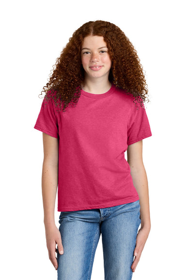 Gildan 64000BCVC Youth Softstyle CVC Short Sleeve Crewneck T-Shirt Pink Lemonade Mist Model Front