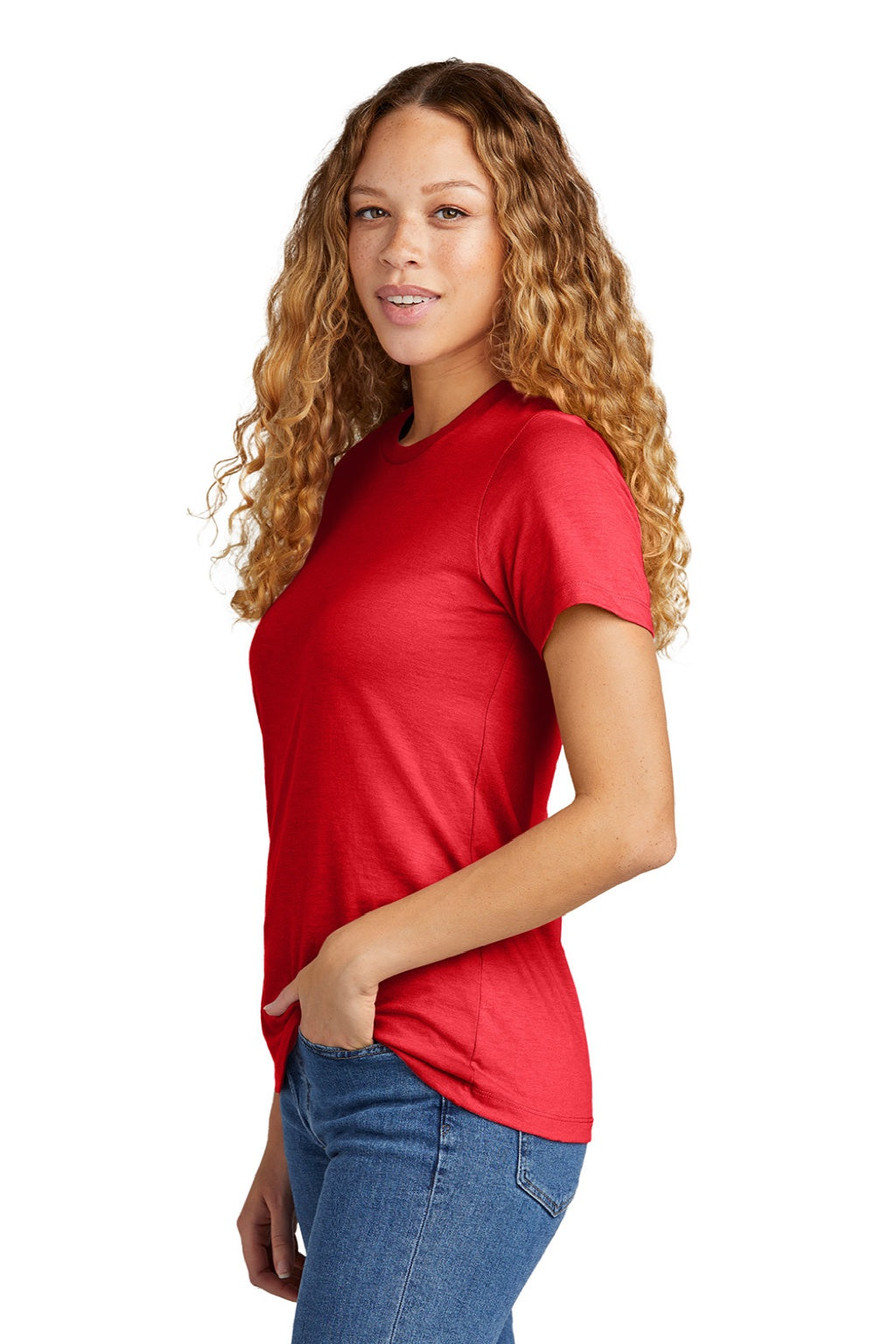 Gildan 64001LCVC Womens Softstyle CVC Short Sleeve Crewneck T-Shirt Red Mist Model Side
