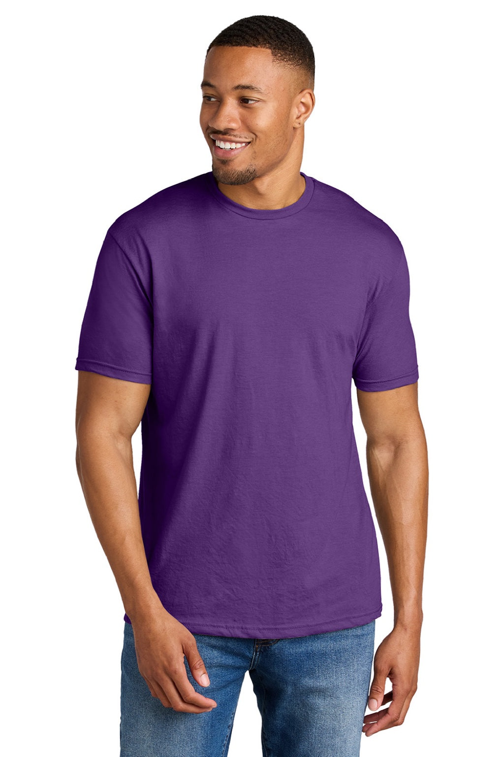 Gildan 64000CVC Mens Softstyle CVC Short Sleeve Crewneck T-Shirt Amethyst Purple Model Front