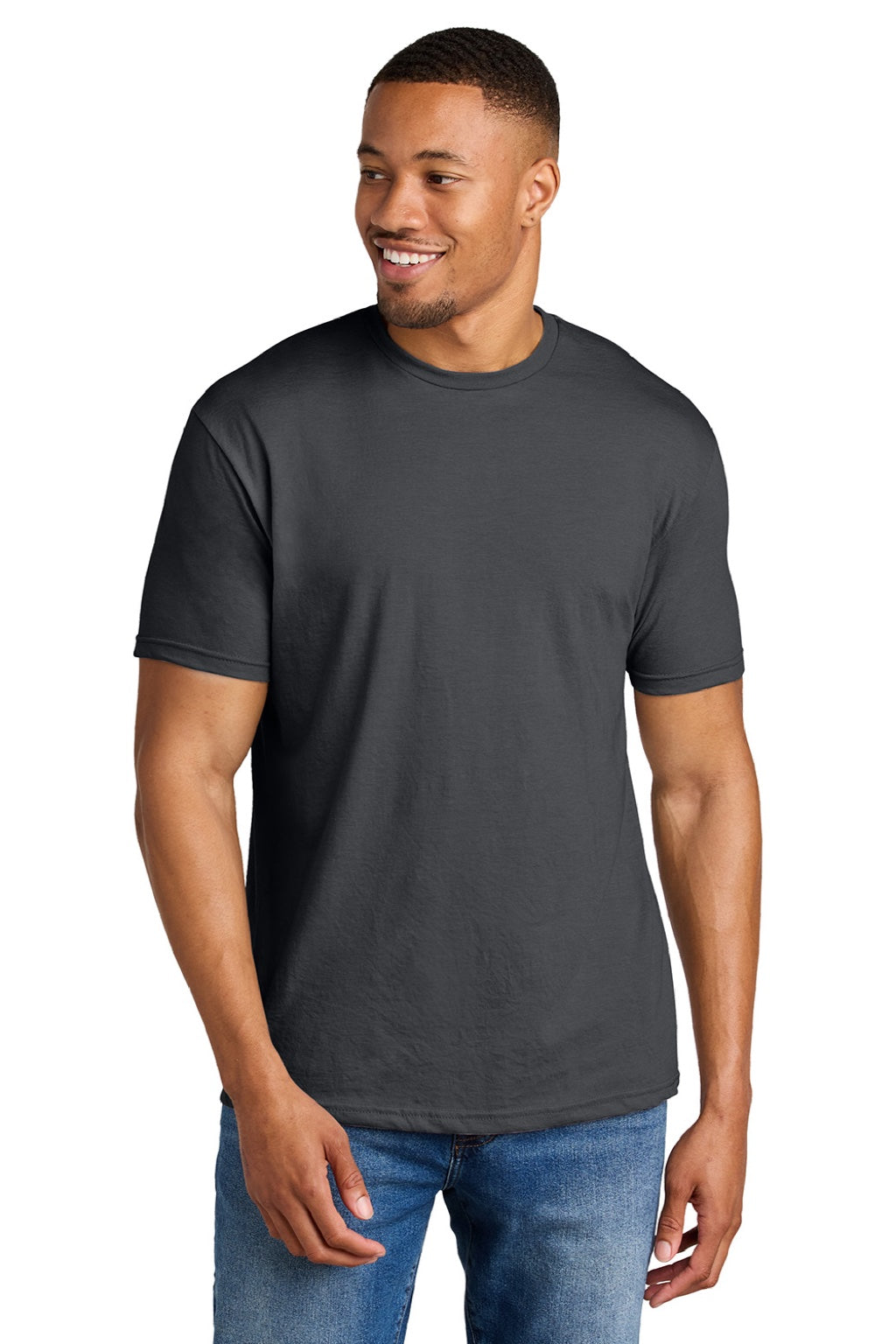 Gildan 64000CVC Mens Softstyle CVC Short Sleeve Crewneck T-Shirt Heather Dark Grey Model Front