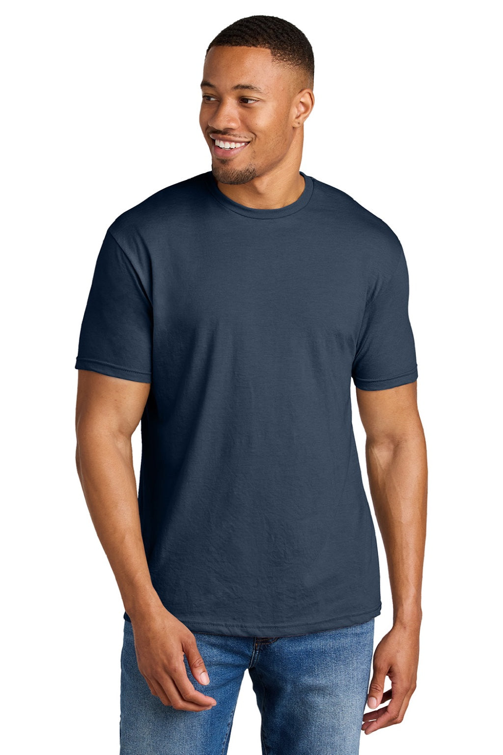 Gildan 64000CVC Mens Softstyle CVC Short Sleeve Crewneck T-Shirt Navy Blue Mist Model Front