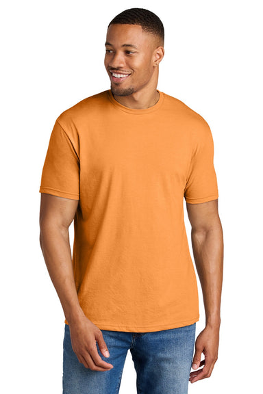 Gildan 64000CVC Mens Softstyle CVC Short Sleeve Crewneck T-Shirt Tangerine Orange Mist Model Front