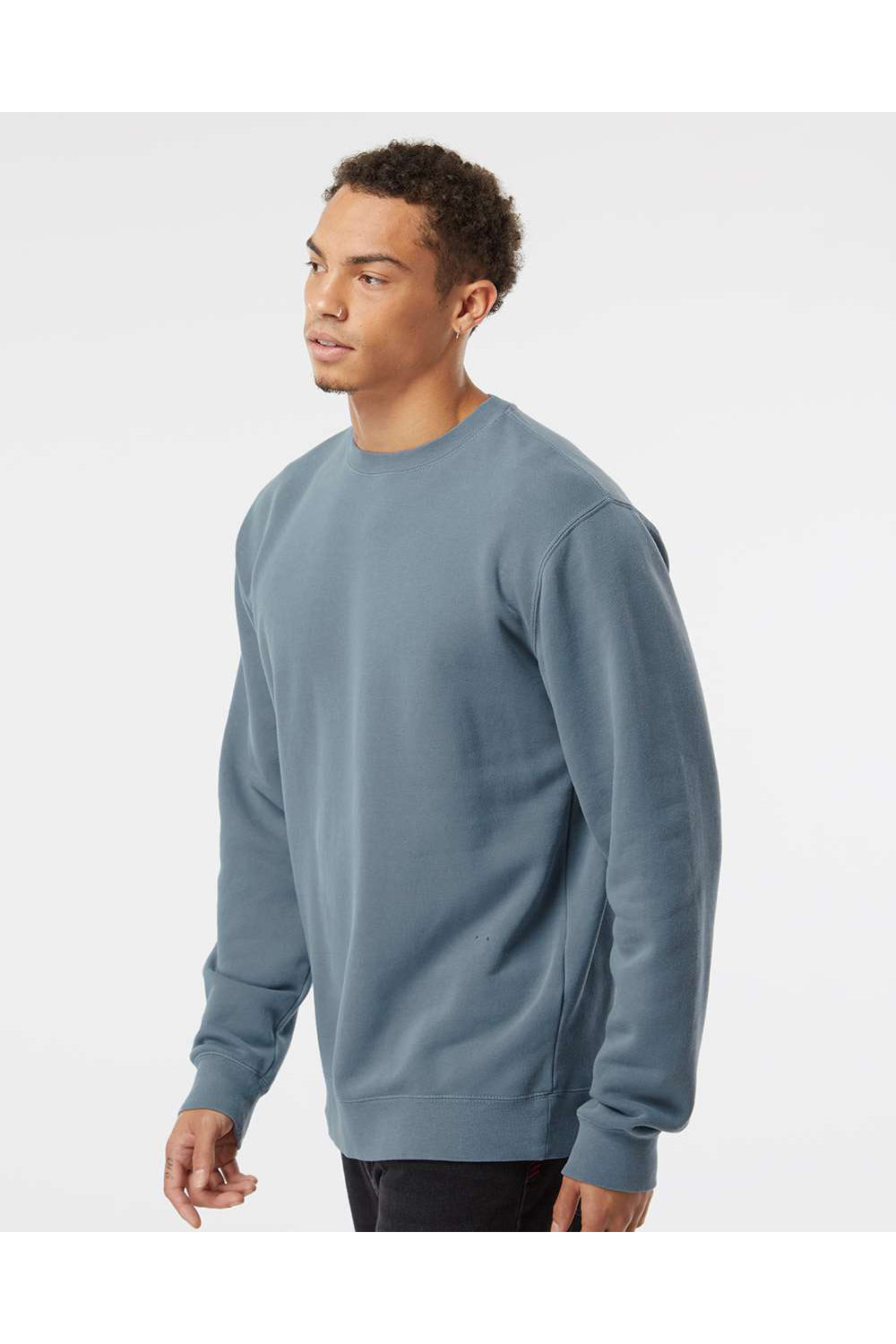 Independent Trading Co. PRM3500 Mens Pigment Dyed Crewneck Sweatshirt Slate Blue Model Side