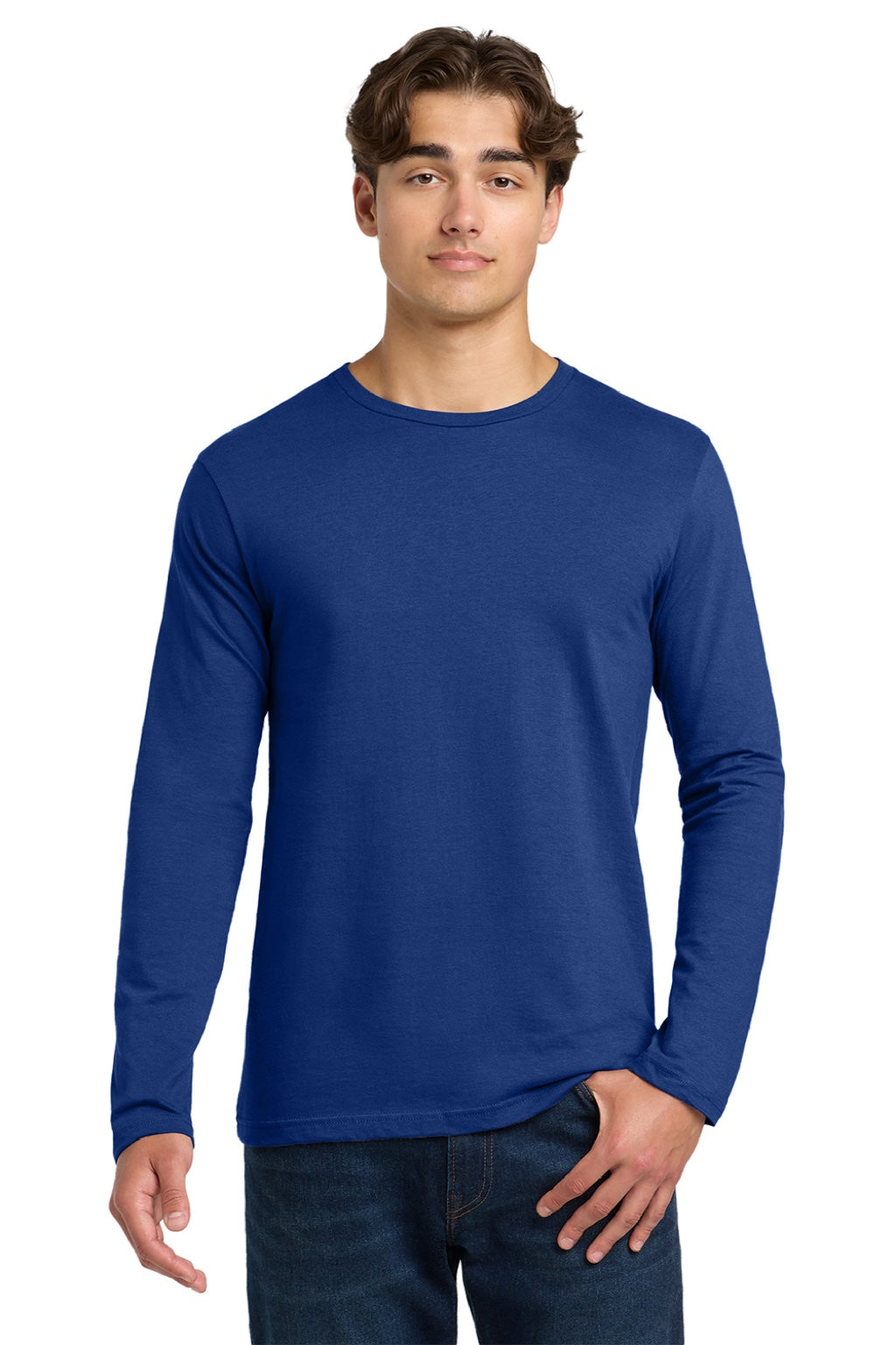 Gildan 64400 Mens Softstyle Long Sleeve Crewneck T-Shirt Fan Deep Royal Blue Model Front