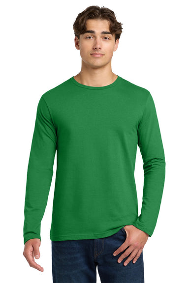 Gildan 64400 Mens Softstyle Long Sleeve Crewneck T-Shirt Turf Green Model Front