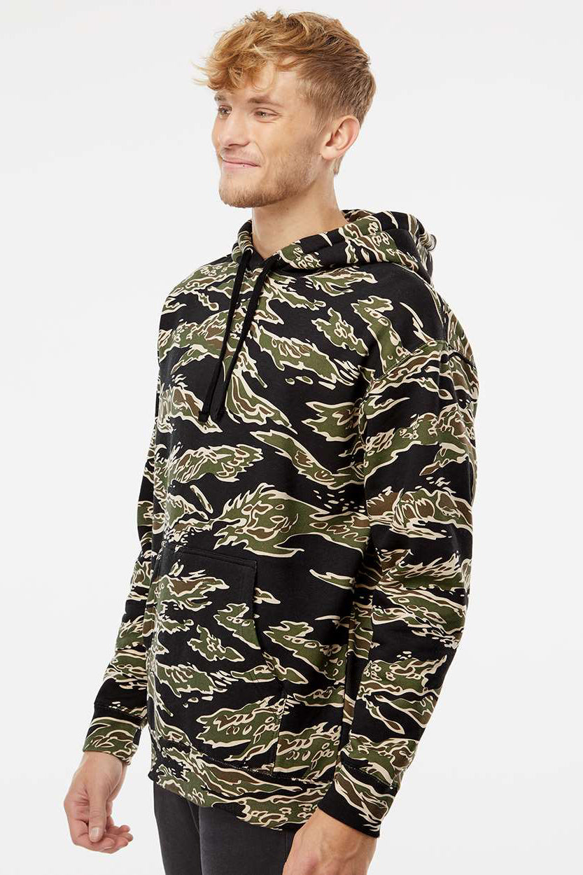 Independent Trading Company IND4000 Mens Hooded Sweatshirt Hoodie w/ Pouch Pocket Tiger Camo Model Side