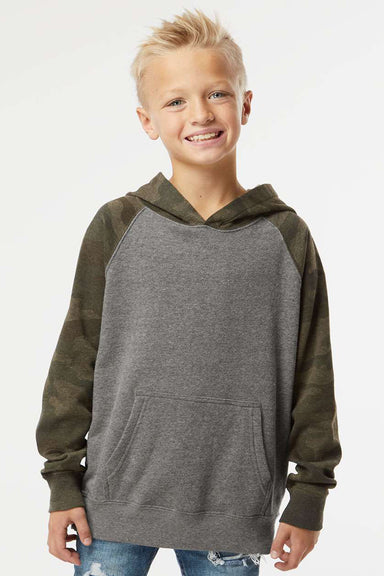Independent Trading Company PRM15YSB Youth Special Blend Raglan Hooded Sweatshirt Hoodie w/ Pouch Pocket Heather Nickel Grey/Forest Green Camo Model Front