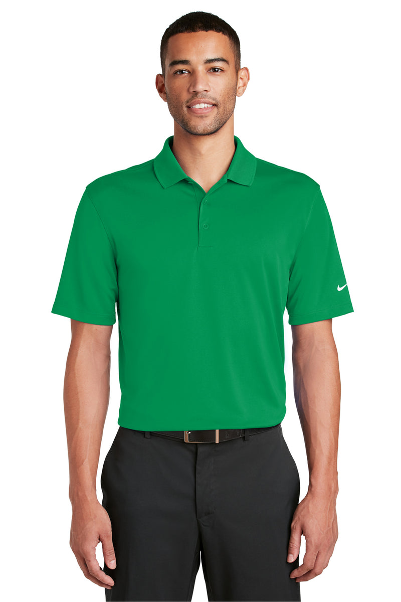 838956_pinegreen_model_front_f