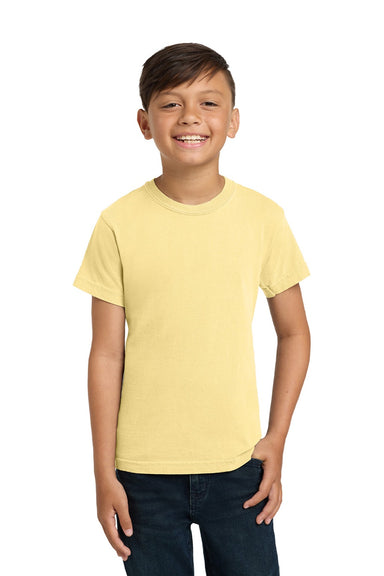 Comfort Colors 9018 Youth Short Sleeve Crewneck T-Shirt Butter Yellow Model Front