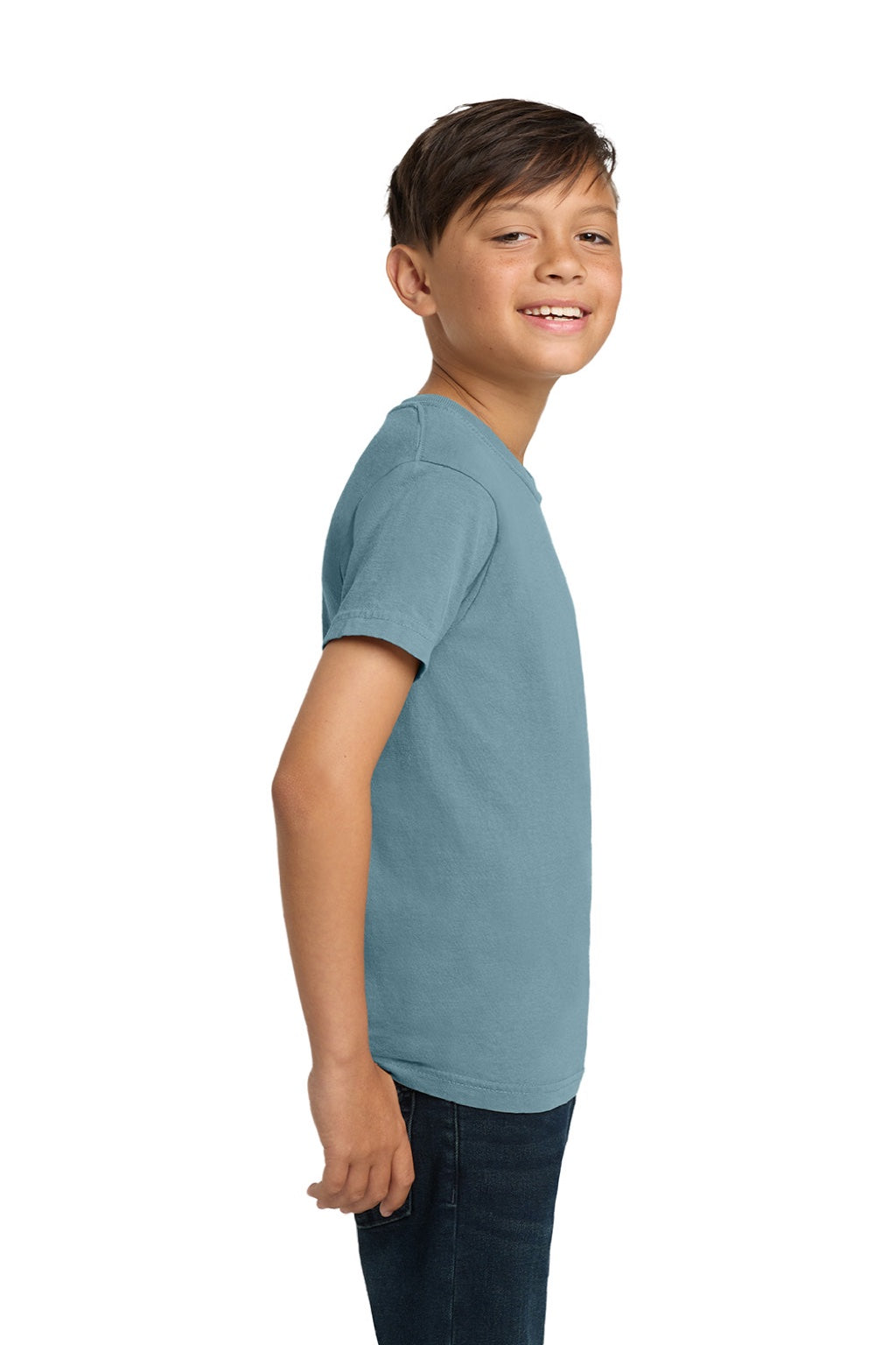 Comfort Colors 9018 Youth Short Sleeve Crewneck T-Shirt Ice Blue Model Side