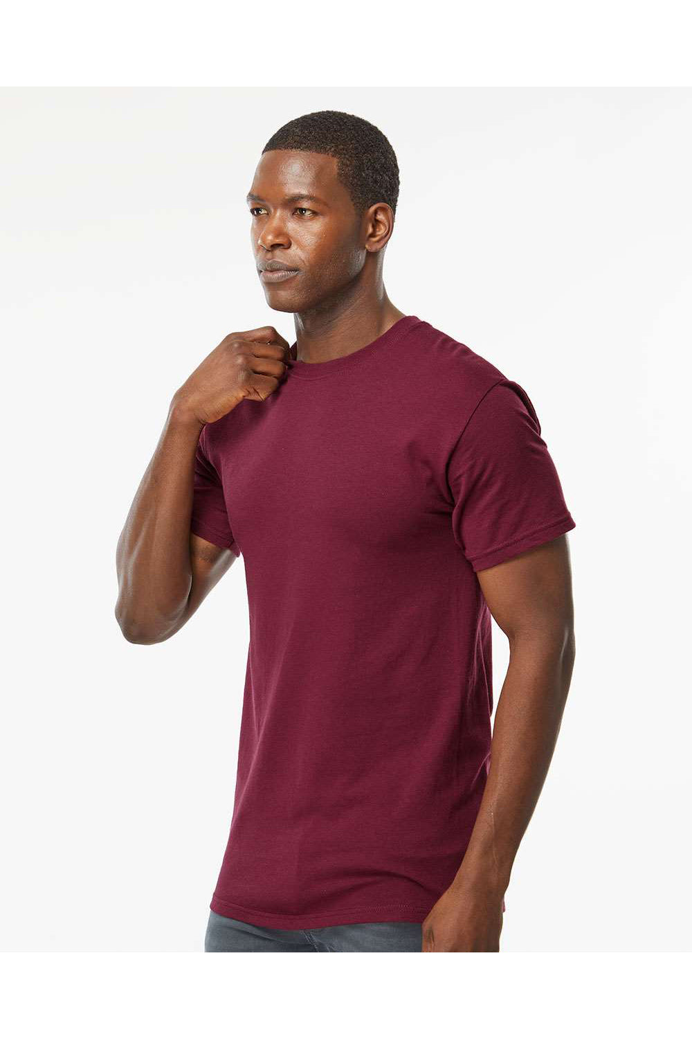 M&O 4800 Mens Gold Soft Touch Short Sleeve Crewneck T-Shirt Maroon Model Side