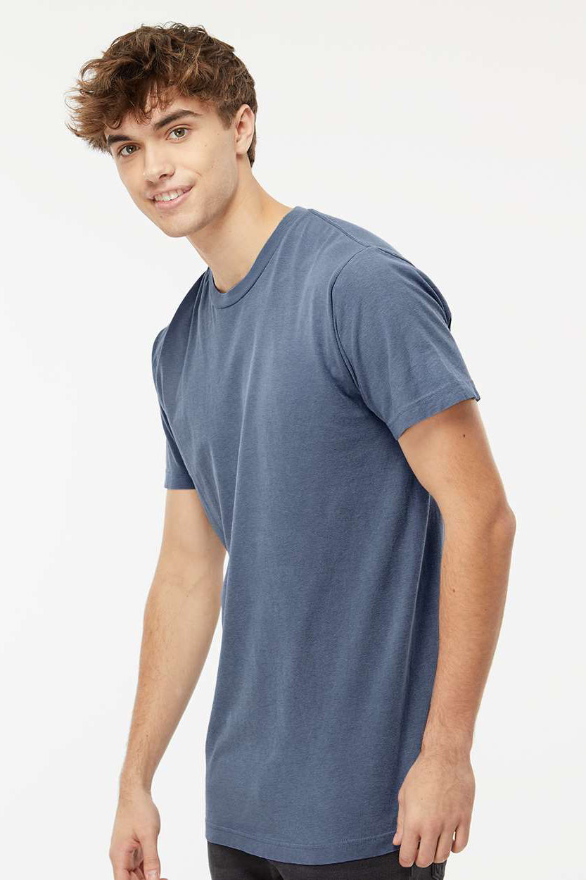 M&O 6500M Mens Vintage Garment Dyed Short Sleeve Crewneck T-Shirt Blue Jean Model Side