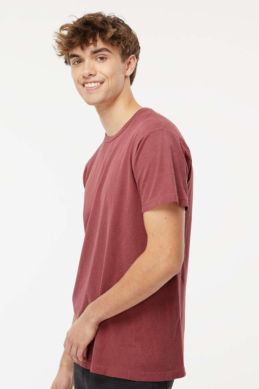 M&O 6500M Mens Vintage Garment Dyed Short Sleeve Crewneck T-Shirt Brick Red Model Side