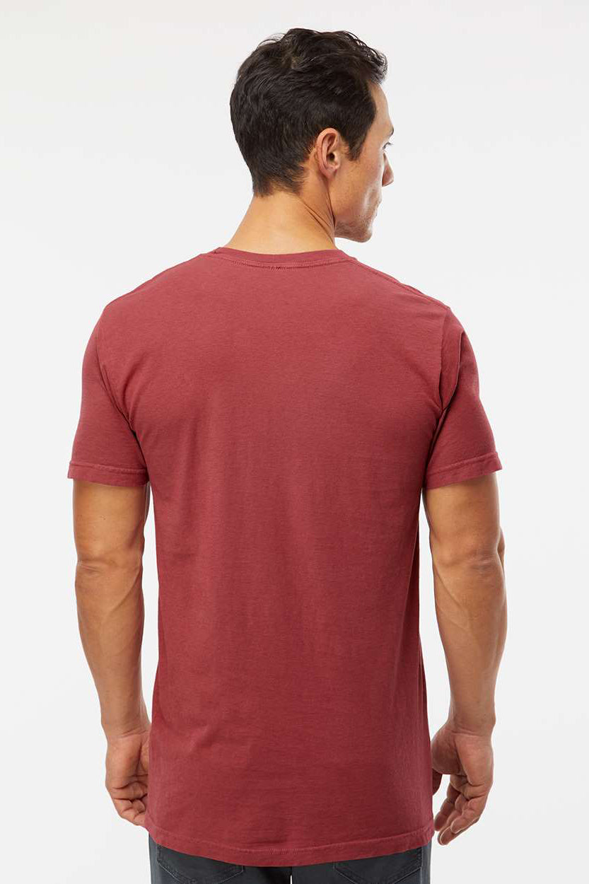 M&O 6500M Mens Vintage Garment Dyed Short Sleeve Crewneck T-Shirt Crimson Red Model Back