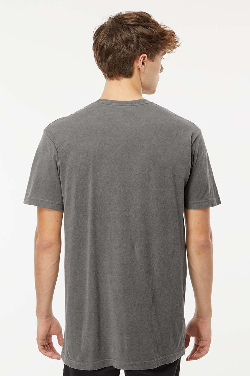 M&O 6500M Mens Vintage Garment Dyed Short Sleeve Crewneck T-Shirt Grey Model Back