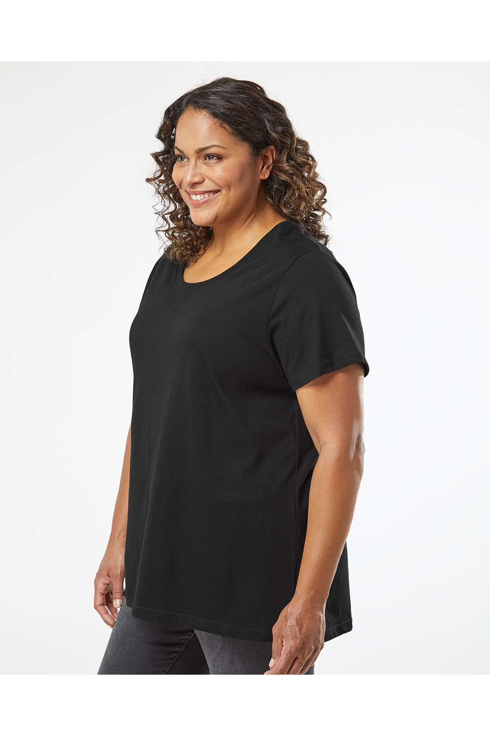 LAT 3816 Womens Curvy Collection Fine Jersey Short Sleeve Crewneck T-Shirt Blended Black Model Side