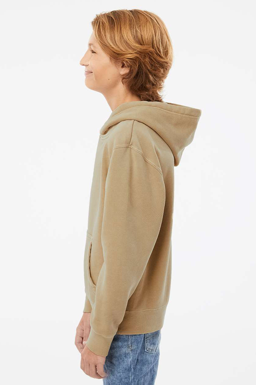 Independent Trading Company PRM1500Y Youth Pigment Dyed Hooded Sweatshirt Hoodie w/ Pouch Pocket Sandstone Brown Model Side