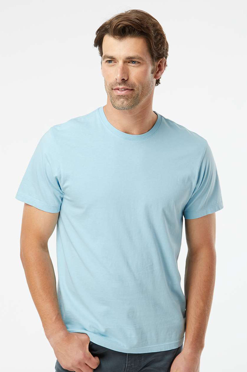 SoftShirts 400 Mens Organic Short Sleeve Crewneck T-Shirt Chambray Blue Model Front