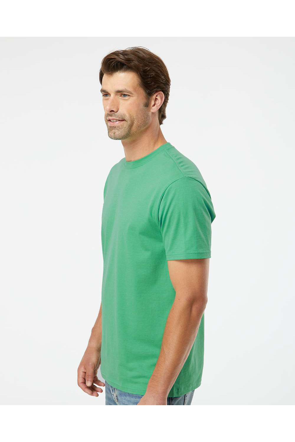 Kastlfel 2010 Mens RecycledSoft Short Sleve Crewneck T-Shirt Green Model Side