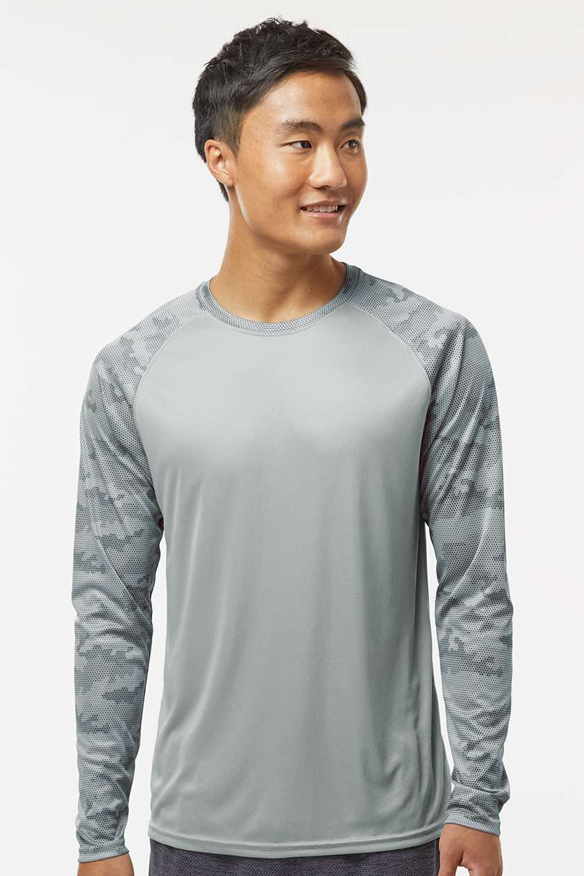 Paragon 216 Mens Cayman Performance Moisture Wicking Camo Colorblock Long Sleeve Crewneck T-Shirt Medium Grey Model Front