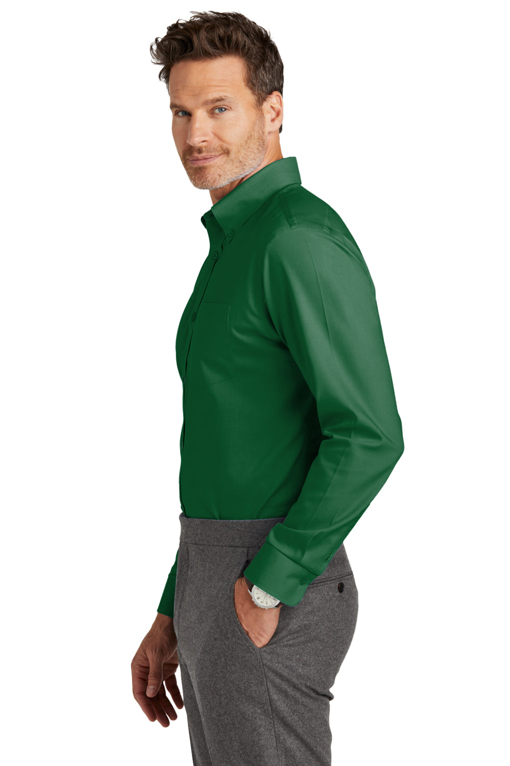 Brooks Brothers Mens Wrinkle Resistant Nailhead Long Sleeve Button Down Shirt w/ Pocket Club Green Model Side