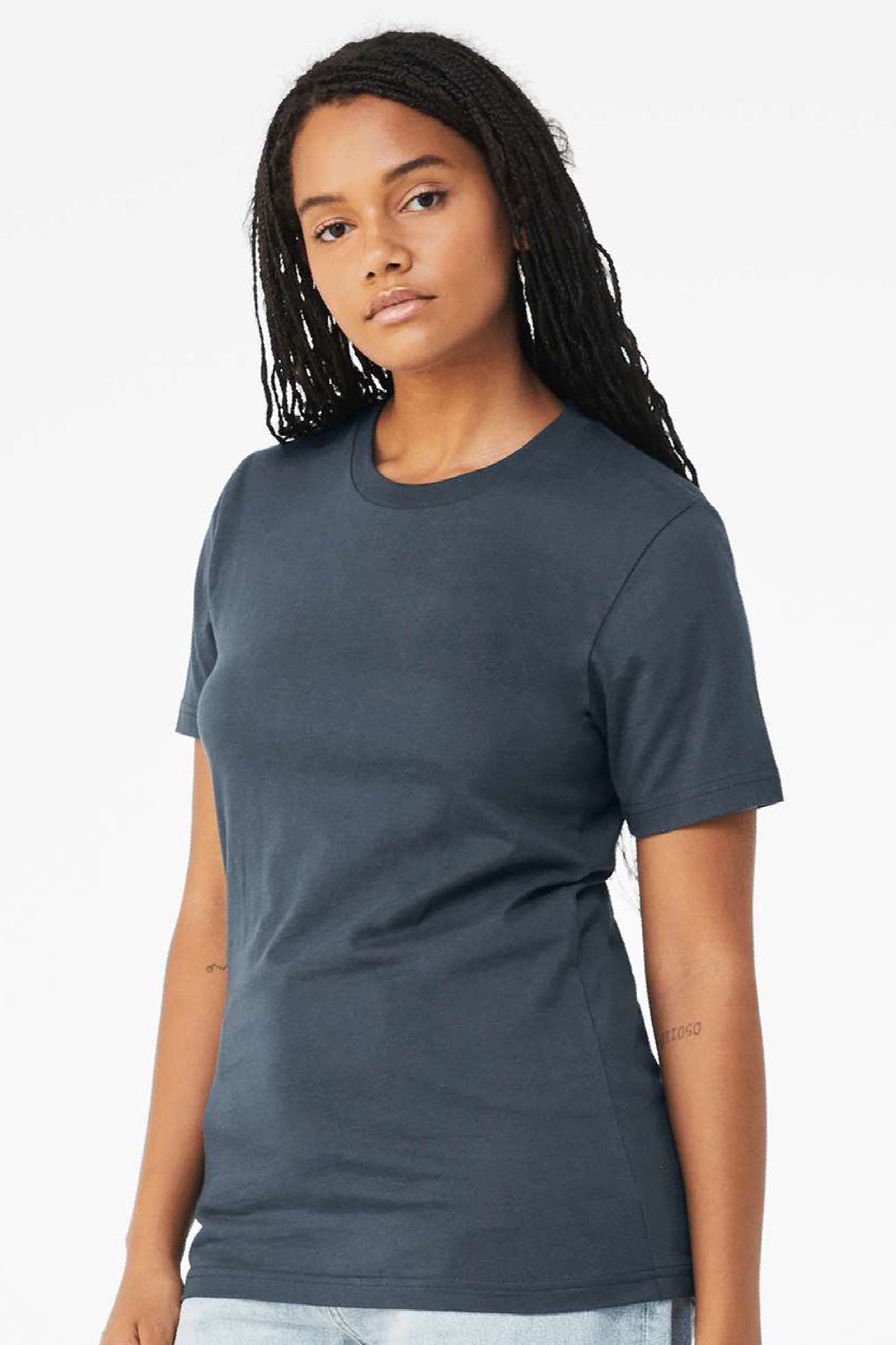 Bella + Canvas BC3001/3001 Mens Jersey Short Sleeve Crewneck T-Shirt Vintage Navy Blue Model Side