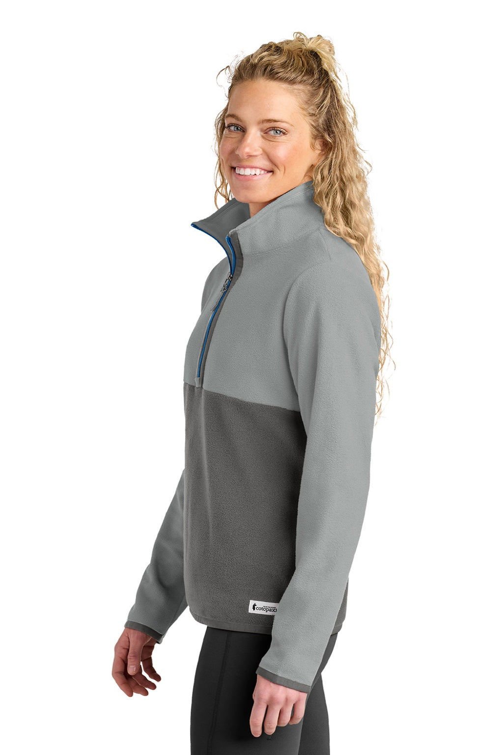 Cotopaxi COTOW1692 Womens Amado 1/4 Zip Fleece Sweatshirt Smoke Grey/Cinder Grey Model Side