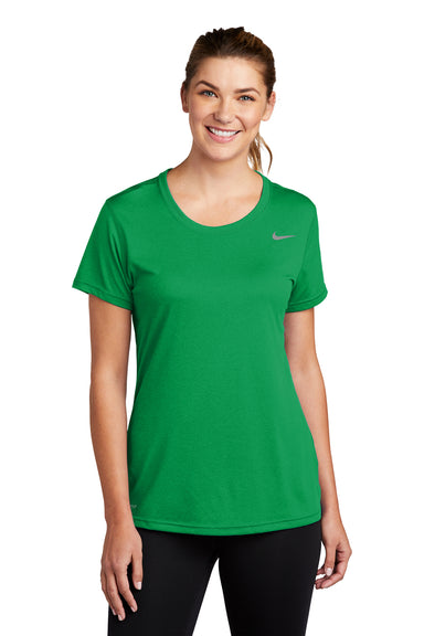 Nike CU7599 Womens Legend Dri-Fit Moisture Wicking Short Sleeve Crewneck T-Shirt Apple Green Model Front
