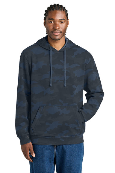 District DT2200C Mens Camo Fleece Hooded Sweatshirt Hoodie w/ Pouch Pocket True Navy Blue Model Front