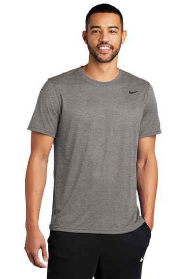 Nike DV7299 Mens Team rLegend Dri-Fit Moisture Wicking Short Sleeve Crewneck T-Shirt Heather Carbon Grey Model Front