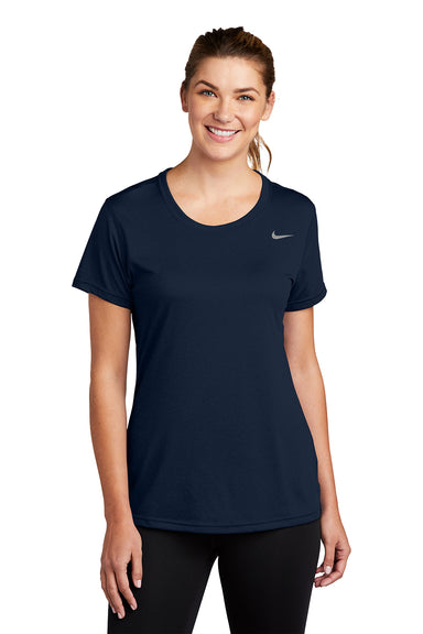 Nike DV7312 Womens Team rLegend Dri-Fit Moisture Wicking Short Sleeve Crewneck T-Shirt College Navy Blue Model Front