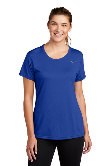 Nike DV7312 Womens Team rLegend Dri-Fit Moisture Wicking Short Sleeve Crewneck T-Shirt Game Royal Blue Model Front