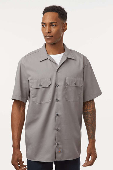 Dickies 2574 Mens Moisture Wicking Short Sleeve Button Down Work Shirt w/ Double Pockets Silver Grey Model Front