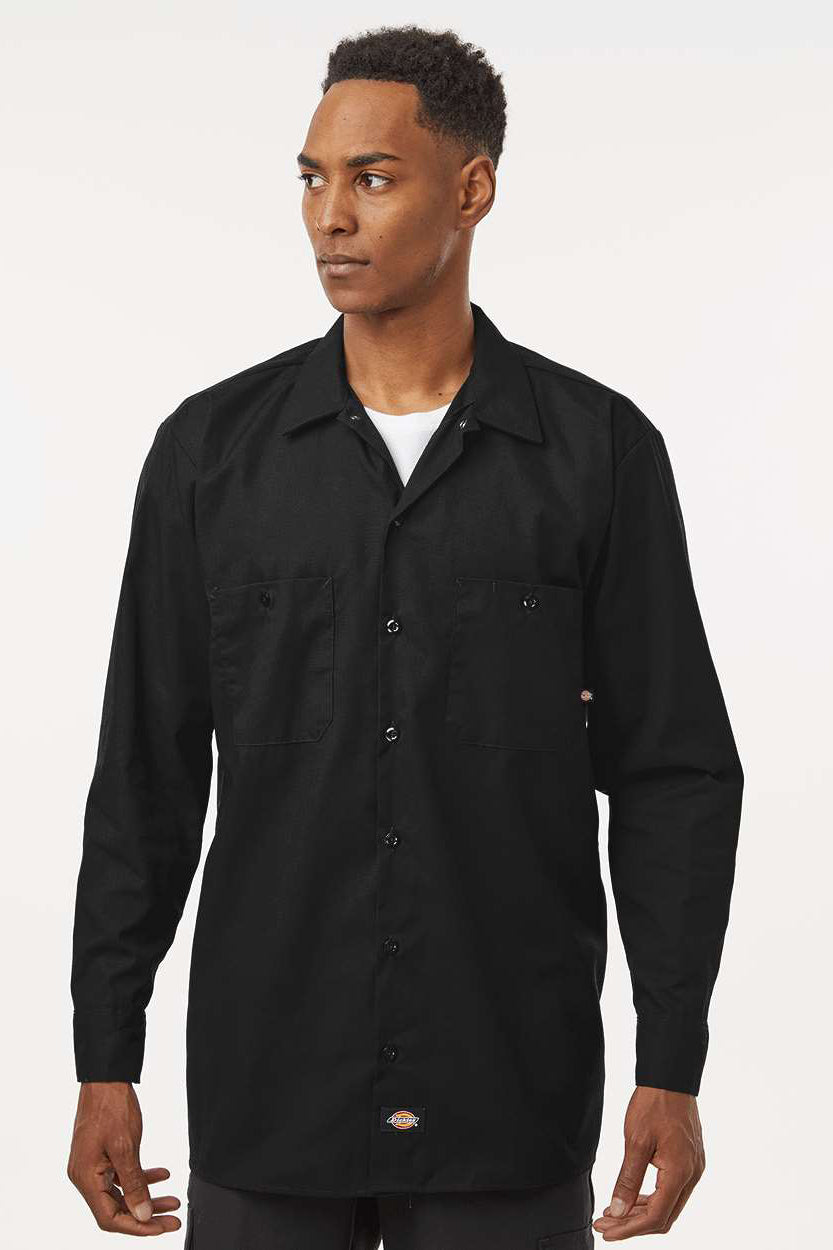 Dickies L535 Mens Industrial Wrinkle Resistant Long Sleeve Button Down Work Shirt w/ Double Pockets Black Model Front