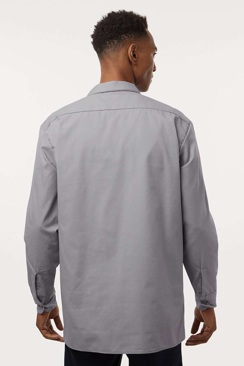 Dickies L535 Mens Industrial Wrinkle Resistant Long Sleeve Button Down Work Shirt w/ Double Pockets Graphite Grey Model Back