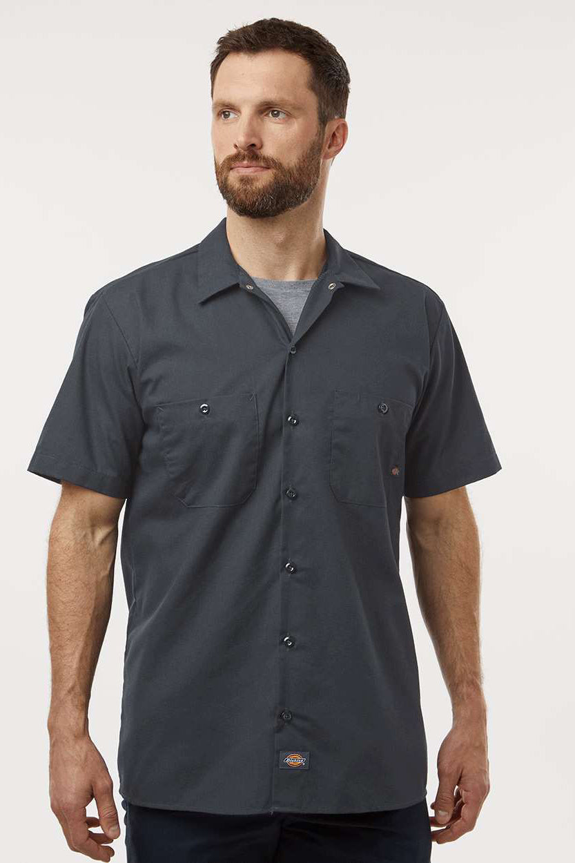 Dickies S535 Mens Industrial Wrinkle Resistant Short Sleeve Button Down Work Shirt w/ Double Pockets Dark Charcoal Grey Model Front