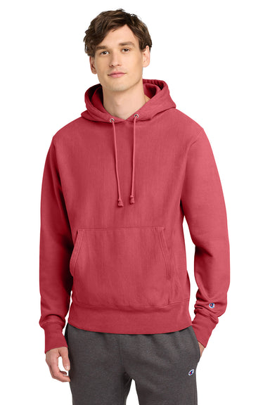 Champion GDS101 Mens Reverse Weave Garment Dyed Hooded Sweatshirt Hoodie w/ Pouch Pocket Crimson Red Model Front
