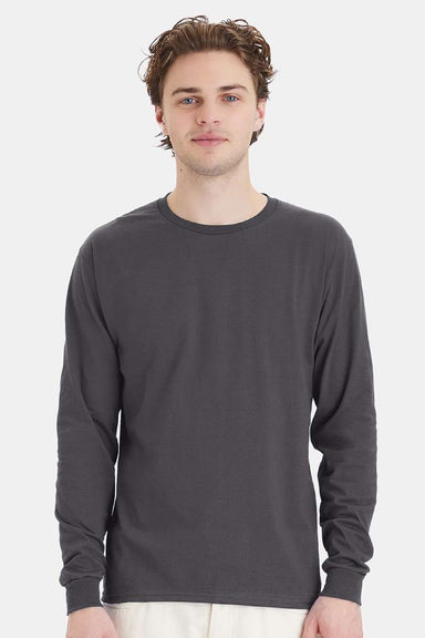 Hanes 5286 Mens Essential-T Long Sleeve Crewneck T-Shirt Smoke Grey Model Front