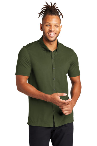 Mercer+Mettle MM1006 Mens Moisture Wicking Short Sleeve Button Down Shirt Townsend Green Model Front
