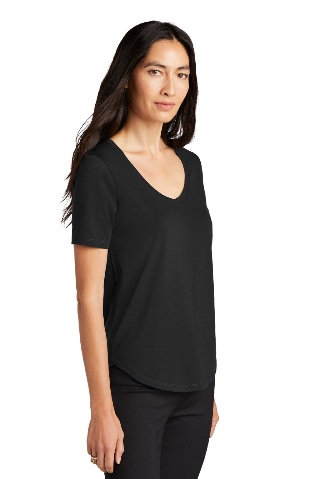 Mercer+Mettle MM1017 Womens Moisture Wicking Short Sleeve Scoop Neck T-Shirt Deep Black Model 3Q