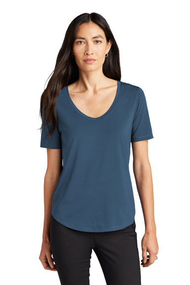 Mercer+Mettle MM1017 Womens Moisture Wicking Short Sleeve Scoop Neck T-Shirt Insignia Blue Model Front