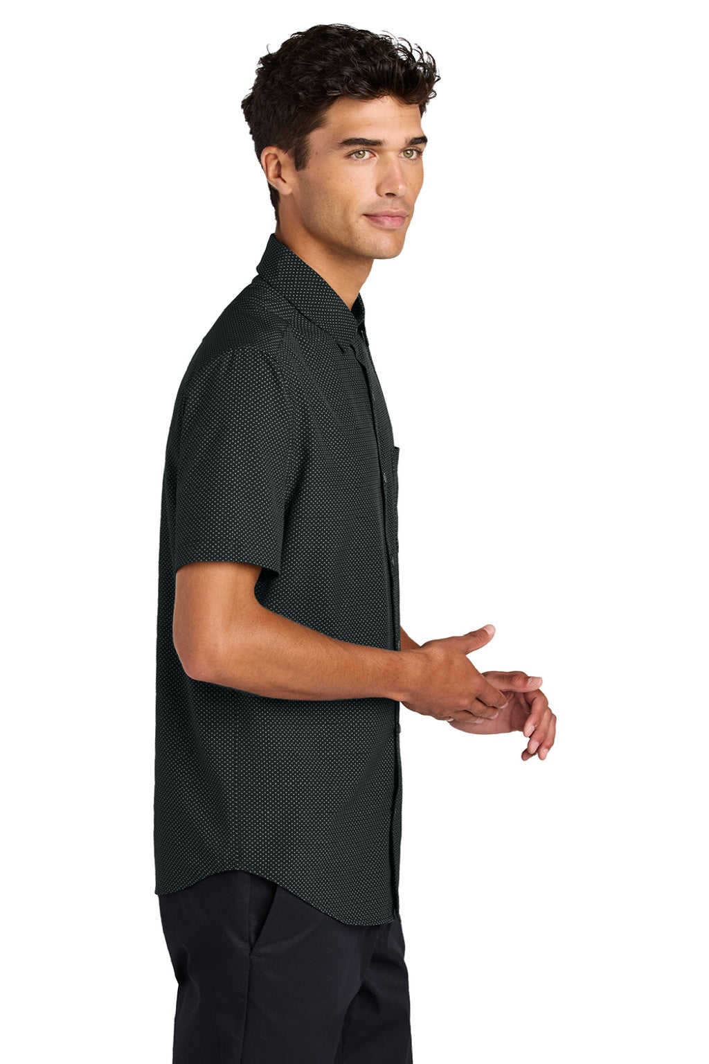 Mercer+Mettle MM2006 Mens UV Capital Tech Moisture Wicking Short Sleeve Button Down Shirt w/ Pocket Deep Black Triangle Print Model Side