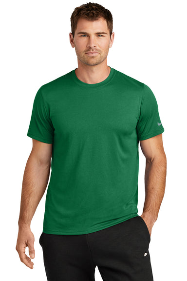 Nike NKDX8730 Mens rLegend Dri-Fit Moisture Wicking Short Sleeve Crewneck T-Shirt Gorge Green Model Front