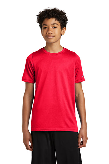Nike NKDX8787 Youth rLegend Dri-Fit Moisture Wicking Short Sleeve Crewneck T-Shirt University Red Model Front