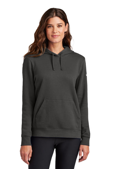 Nike NKFD9889 Womens Club Fleece Hooded Sweatshirt Hoodie w/ Pouch Pockets Anthracite Grey Model Front