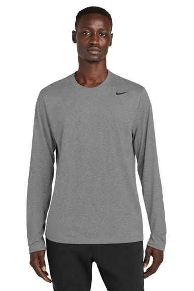 Nike NKHQ4550 Mens Team rLegend Long Sleeve Crewneck T-Shirt Heather Carbon Grey Model Front