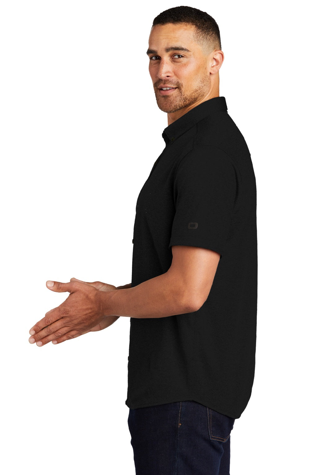 Ogio OG141 Mens Gravitate Moisture Wicking Short Sleeve Button Down Shirt Blacktop Model Side