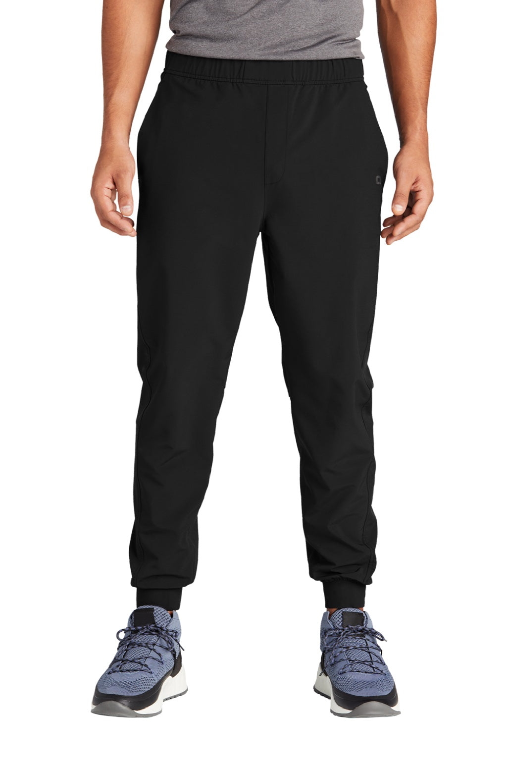 Ogio OG707 Mens Connection Water Resistant Jogger Sweatpants w/ Pockets Blacktop Model Front